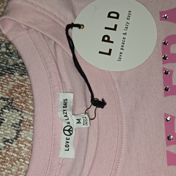 Love Peace & Lazy Days Love Era 1989 Rhinestone Oversized Crop Tee Size M - Picture 5 of 9